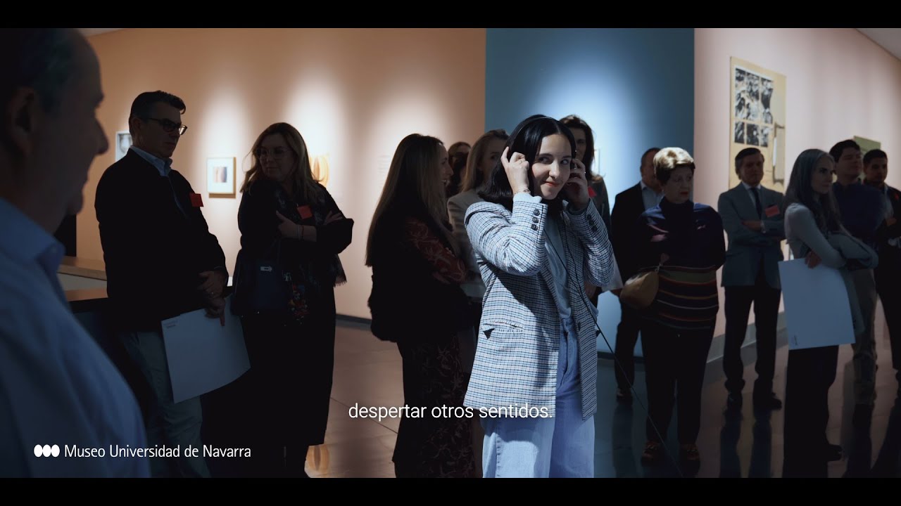 Querido Espectador. ¿Qué miras? / Exposición