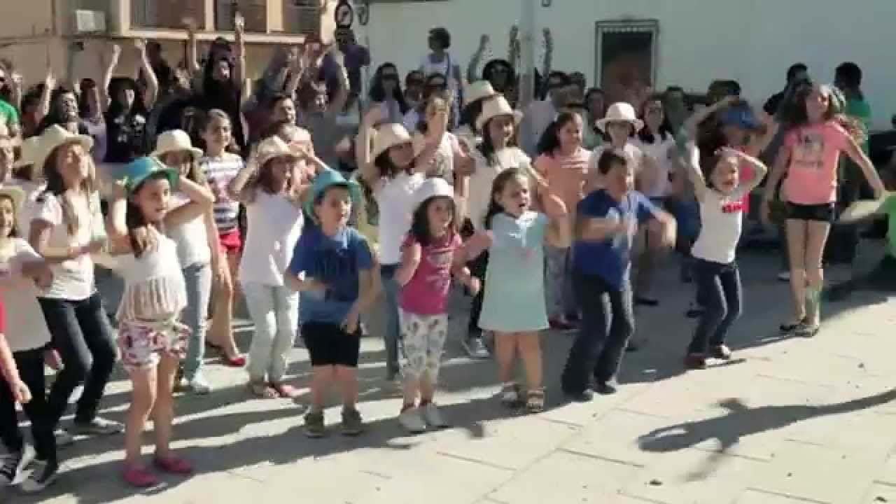 PHARRELL WILLIAMS - happy (We are from Alcolea)