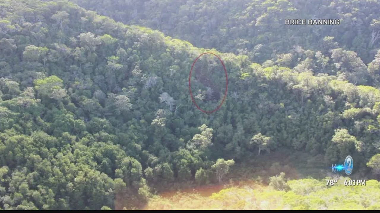Kauai crash being removed