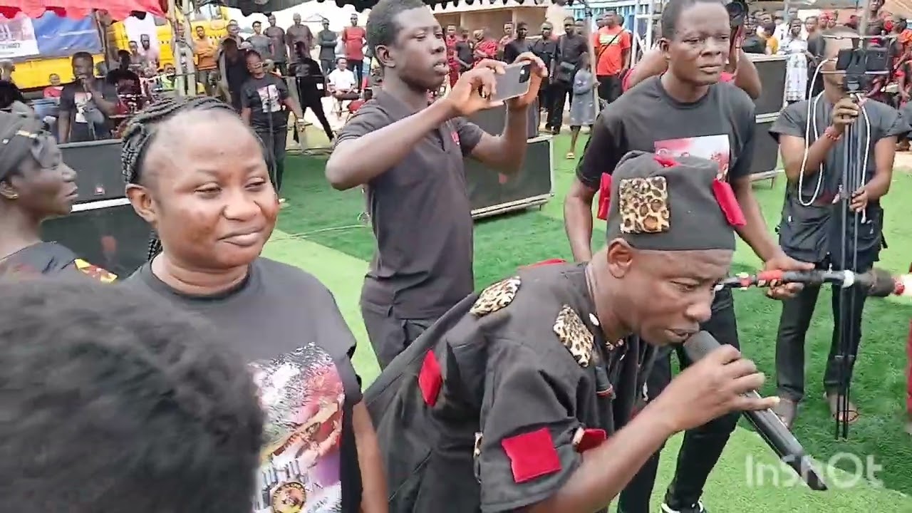 Oheneba ek official 