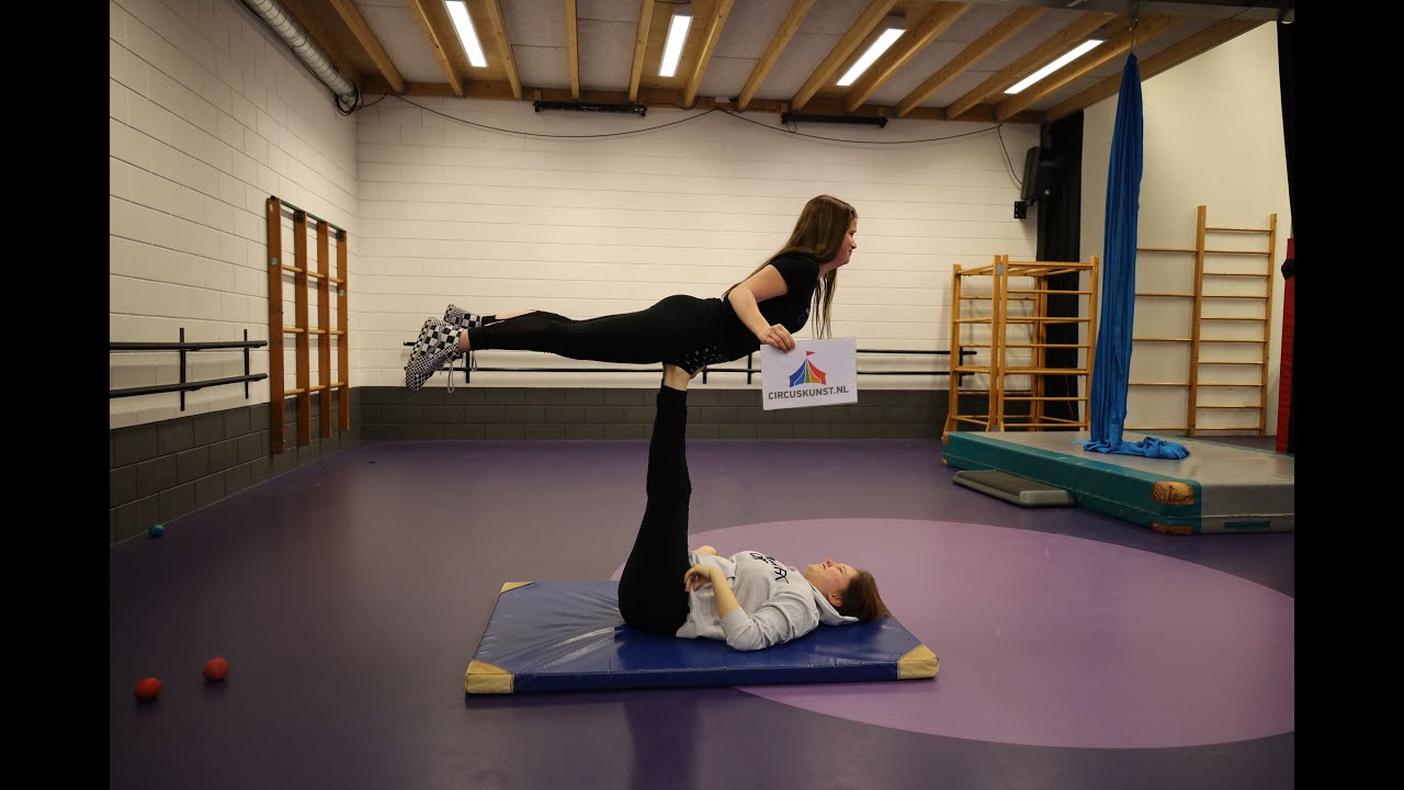 Acrobatiek Circuskunst Beginner