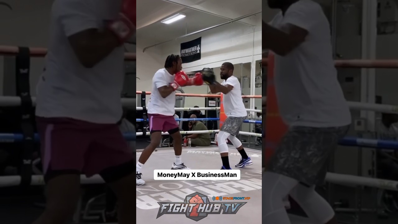 Floyd Mayweather training Keyshawn Davis! Both link up and put in work!