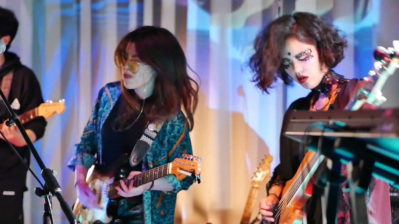 20170922 아도이 ADOY with 황소윤(새소년) - say that (toro y moi cover) at 홍대왓에버