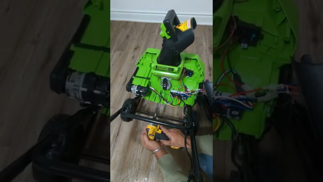 Greenworks snowblower chute stuck. Fixed!
