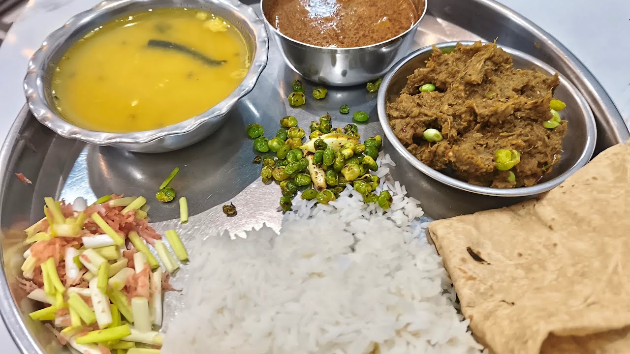 तुवर फल्ली की चटनी 👌🏻Toor/Arhar Falli Chatni @thehomemaker05 ✨#food 😋#ytshorts👍#indianmasalakitchen🧡