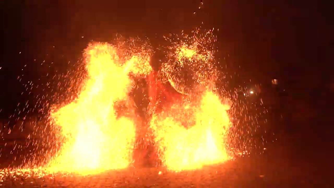 Ohnivá show  Filip Stejný