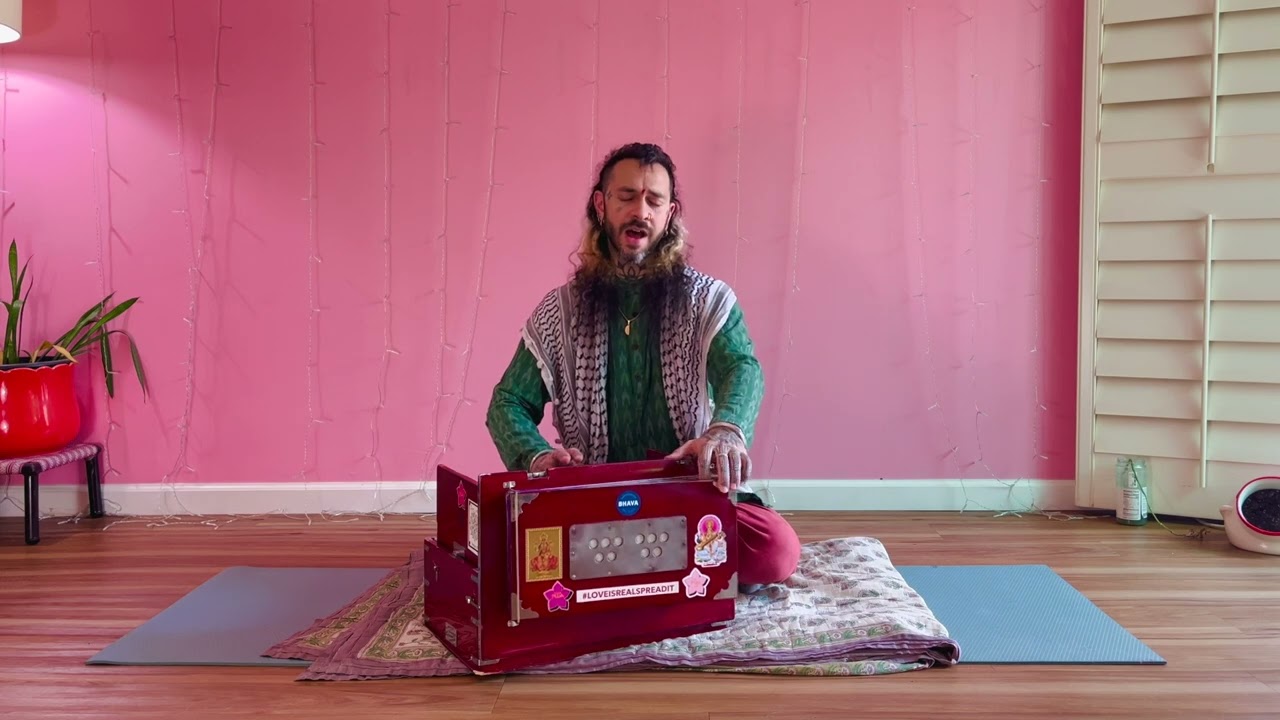 jai rādhā mādhav 💞