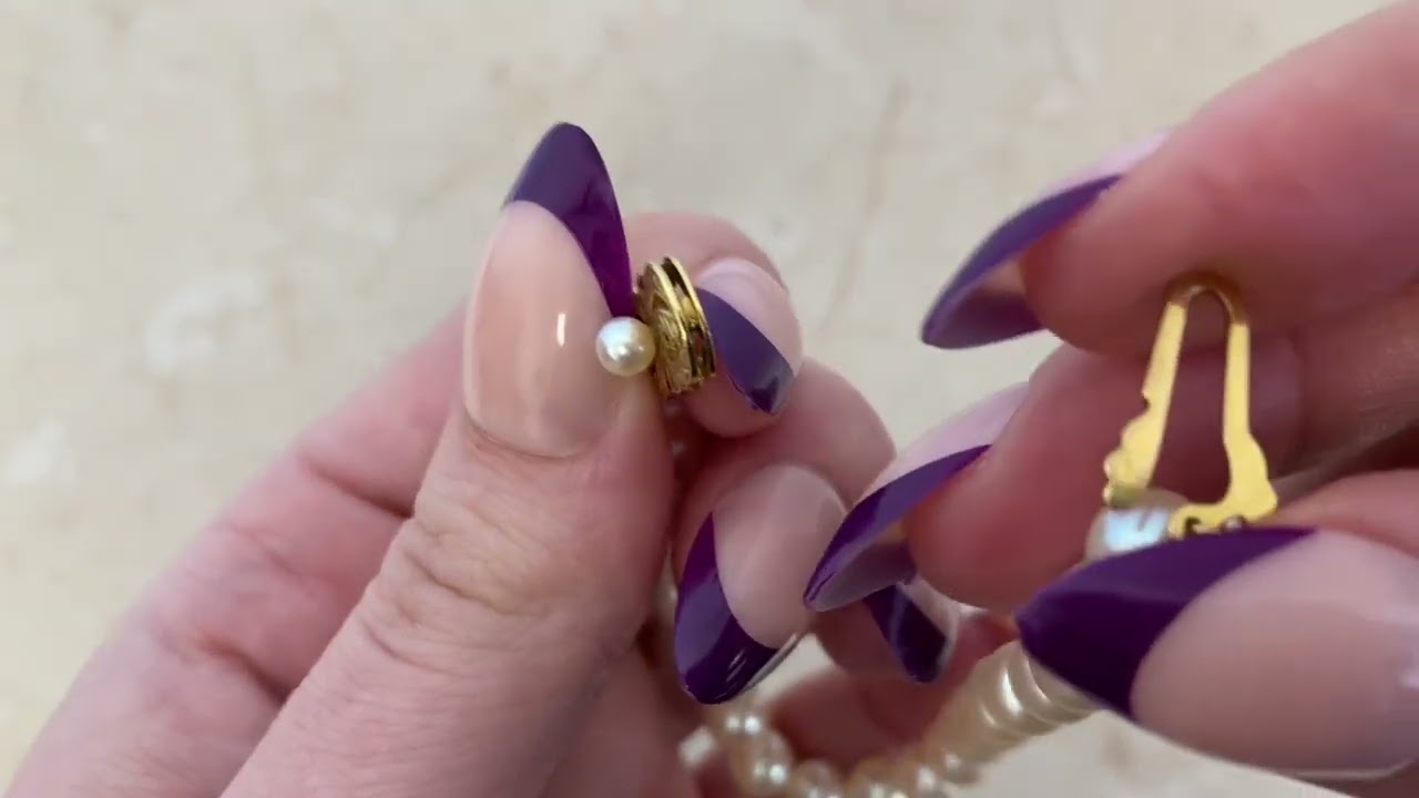 How to use a Fishhook clasp!