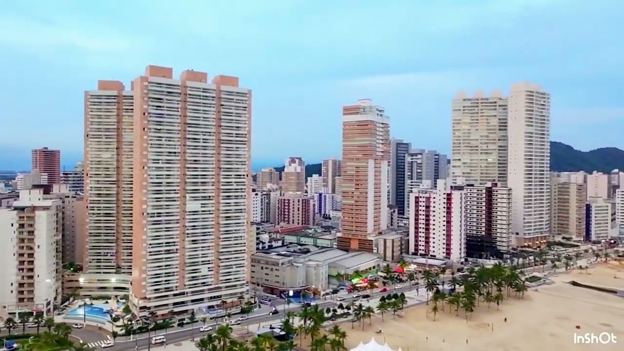 Entre o Céu e o Mar | Um Voo Livre em Silêncio e Liberdade #voo #litoralsp #drone #praiagrande