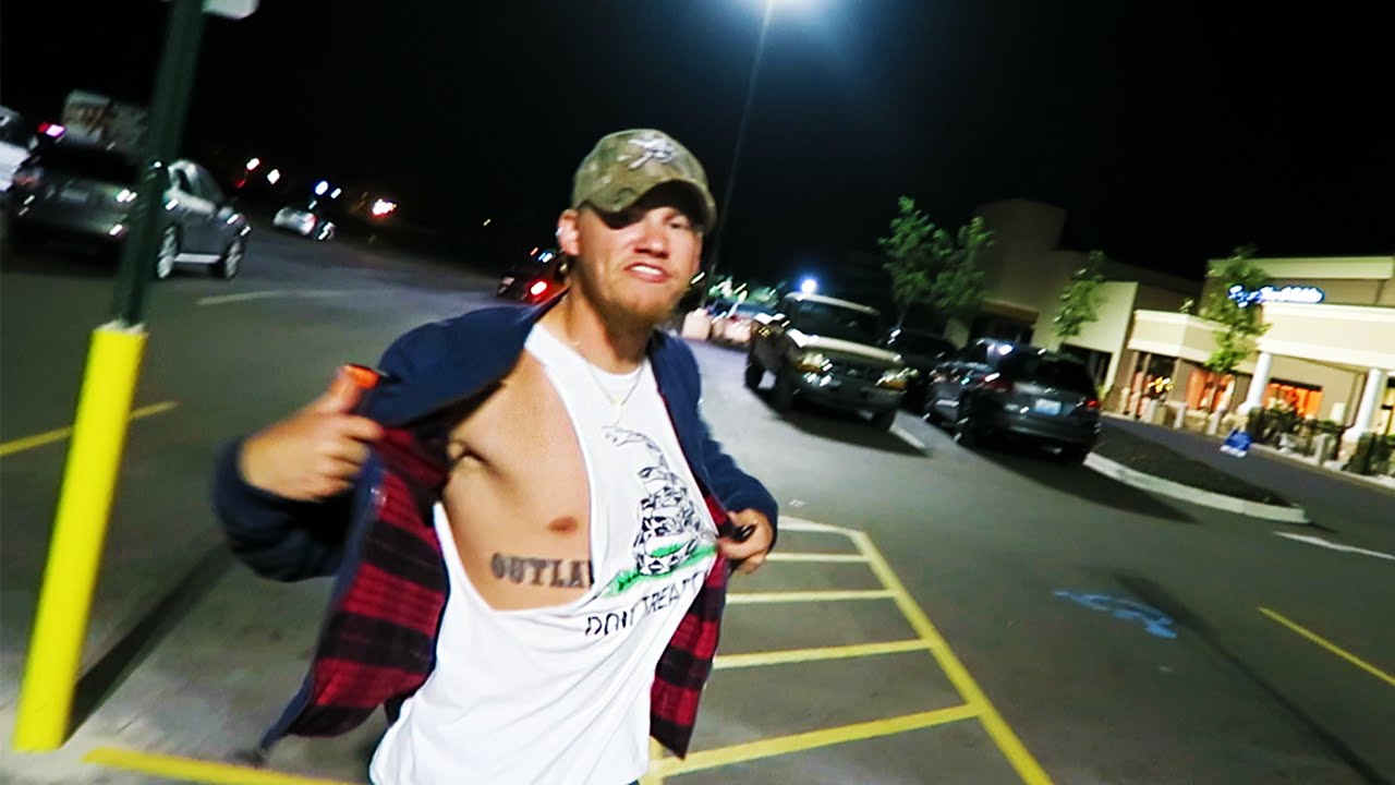 GETTIN' NAKED AT THE STORE!