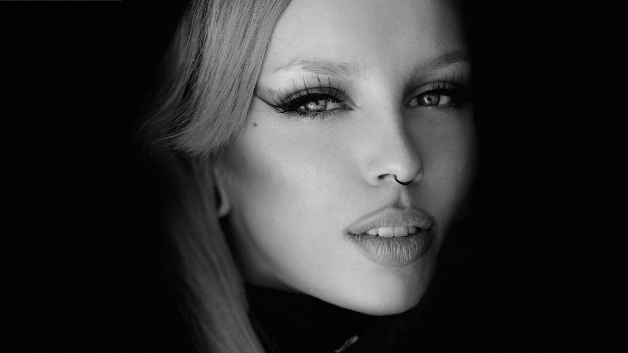 Jane Maximova - Novel