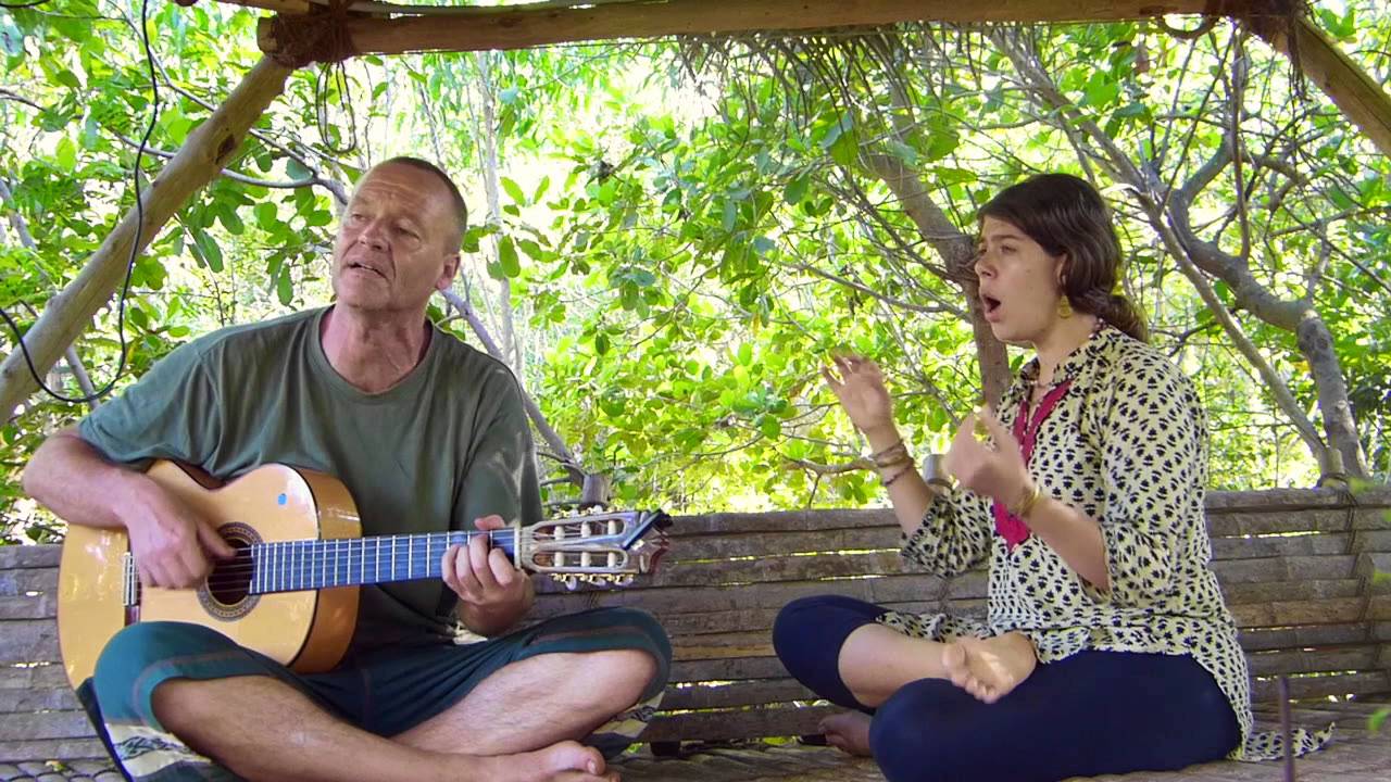 Nous sommes Lumiere avec Andréanne Laframboise et Bramėlyo