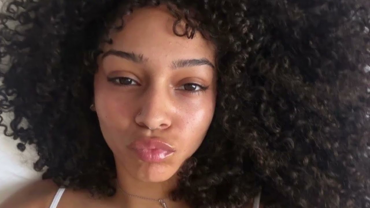 Exotical StoryTime: Colourism in Family 