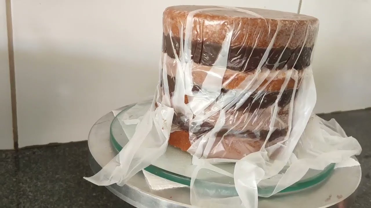 Confeitando um BOLO que ficou TORTO após a montagem