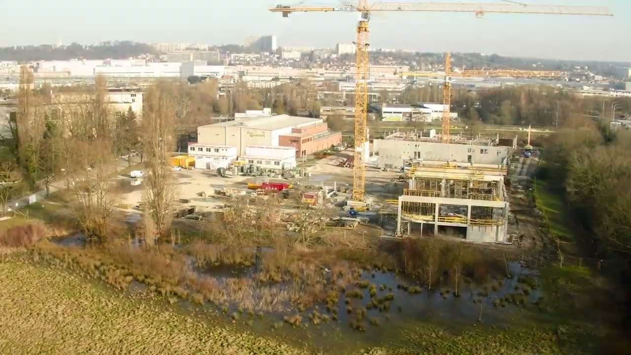 TIMELAPS travaux de construction des 2 écoles à pédagogies actives