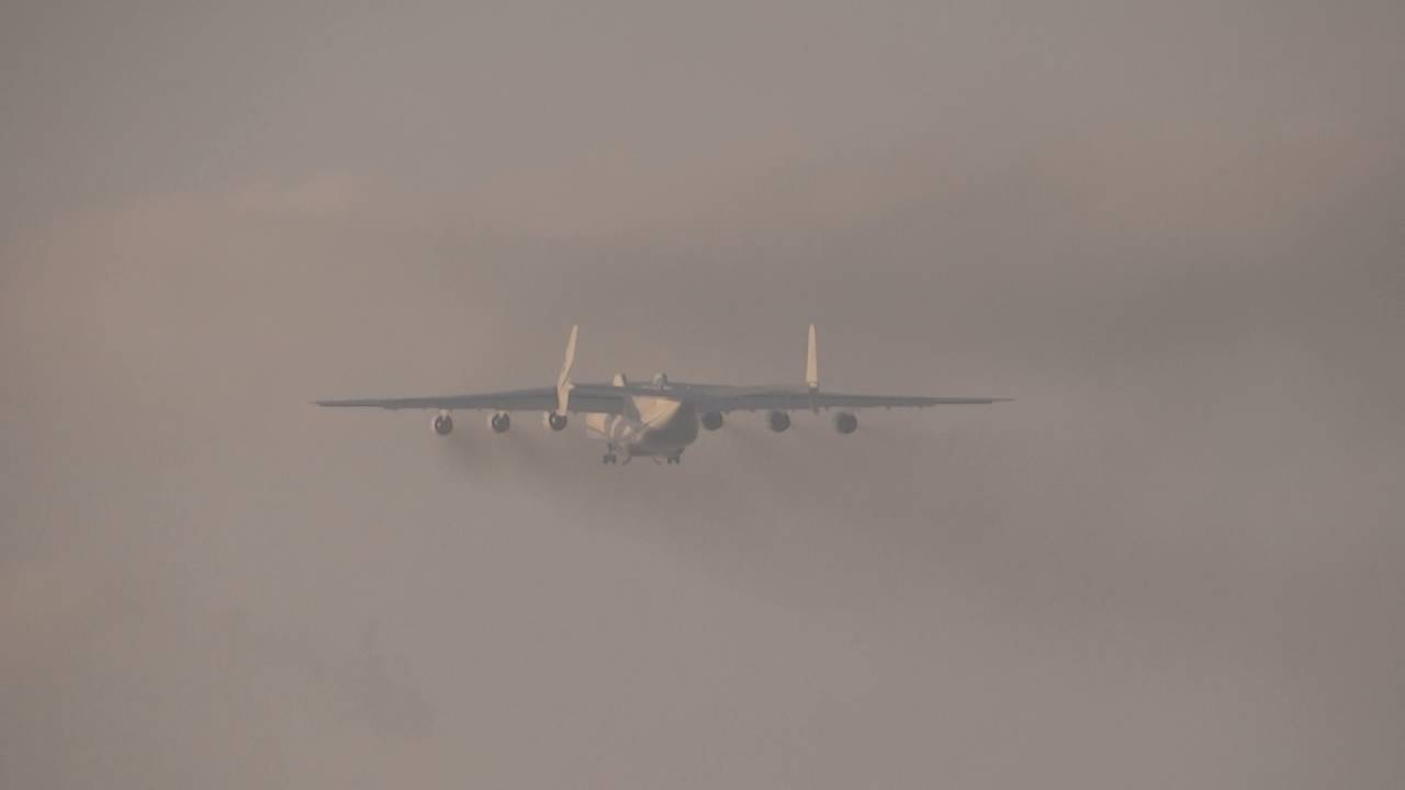 An 225 Departing from Prague RWY 12