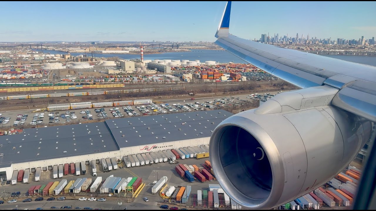United Boeing 757-200 Takeoff In Houston & Rare Runway 29 Landing in Newark