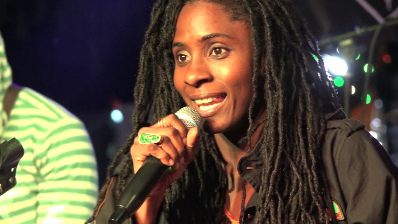 Jah9 and The Dub Treatment [LIVE]
