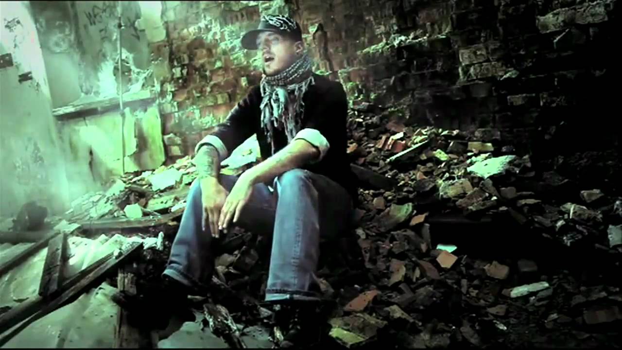 Azad - Klagelied (Wie Lang) [feat. Tino Oac]