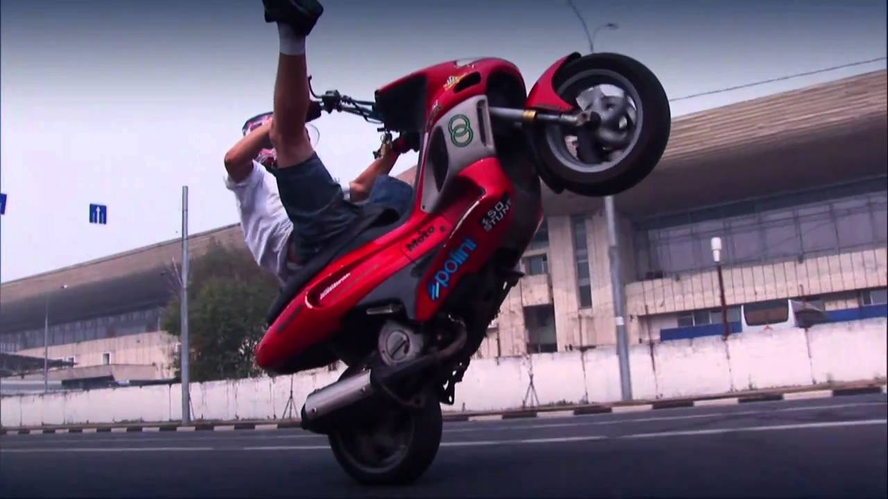 Scooter stunt 2010