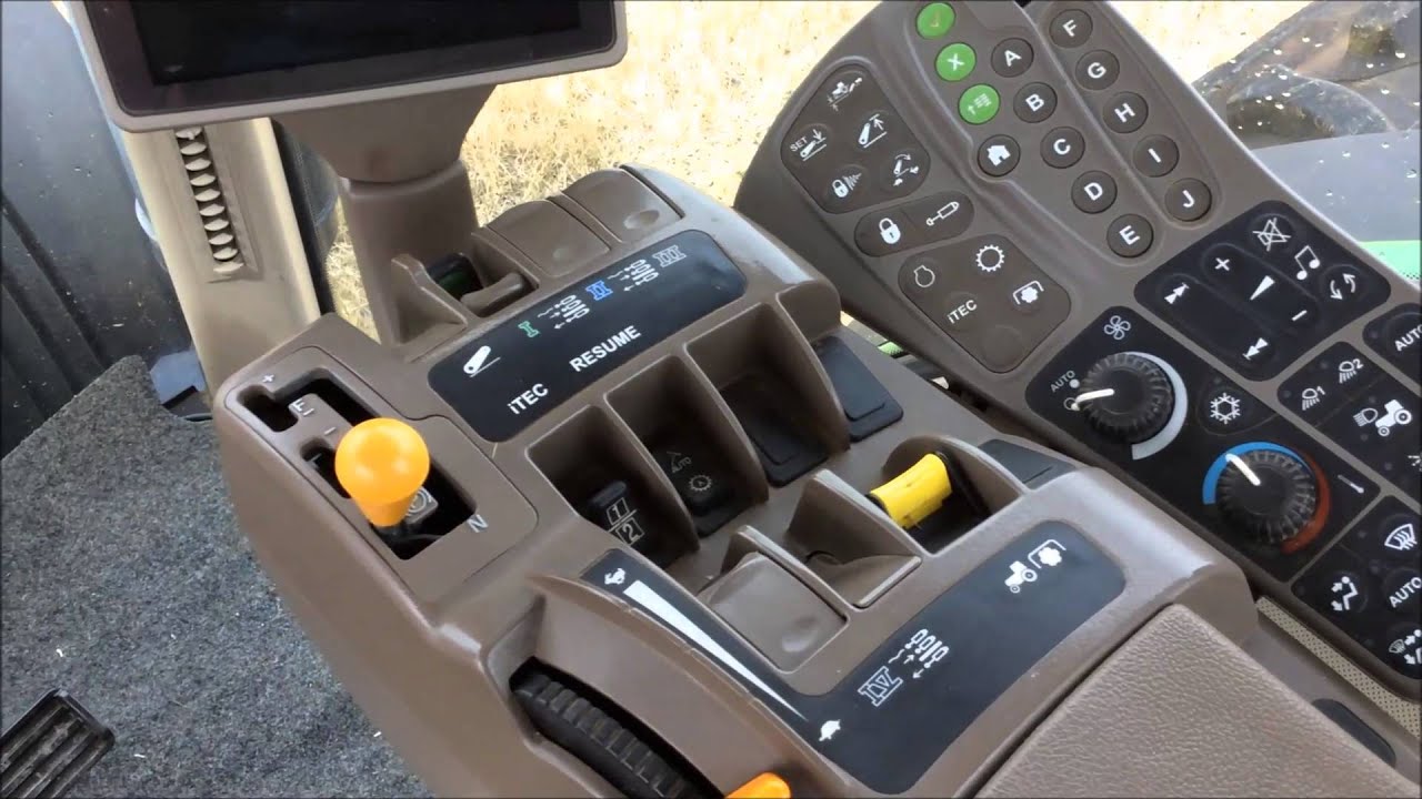 John Deere 8270R Tractor - Used
