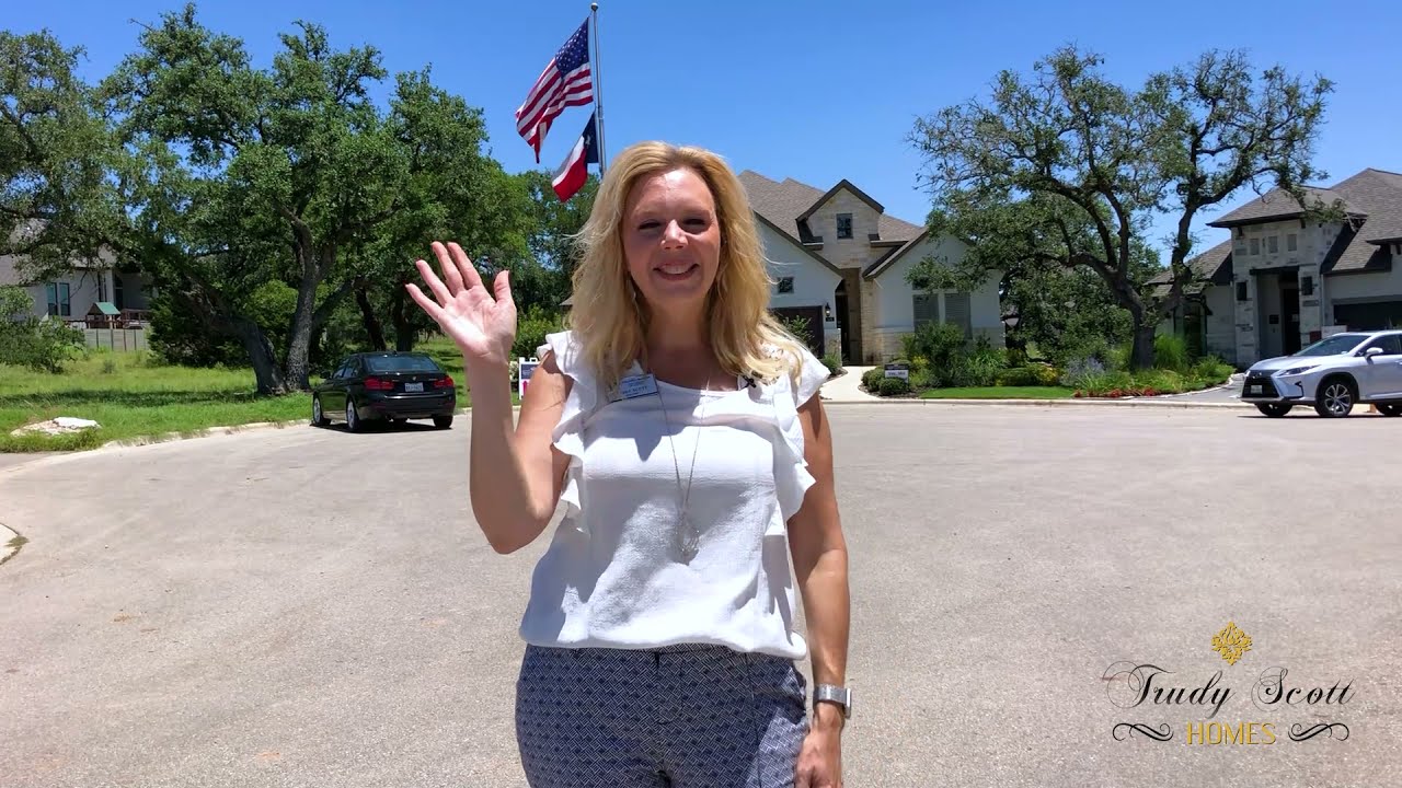 Grove at Vintage Oaks in New Braunfels, TX - Retirement Community