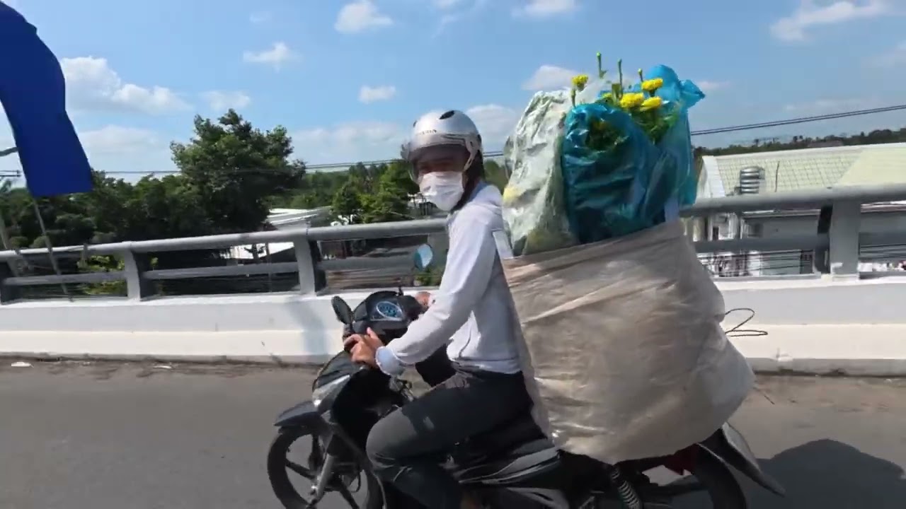 Tết: Tập 1 bán bông kiếm tiền ăn Tết