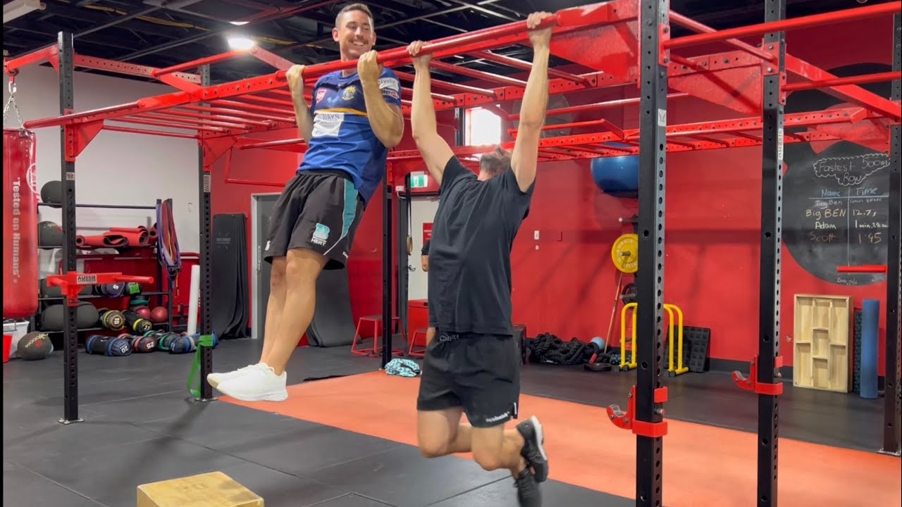2 guys with TOURETTE’S hit the Gym!