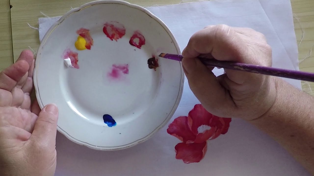 PITTURA SU STOFFA _ LEZIONE 4 _ COME DARE PROFONDITÀ AI FIORI