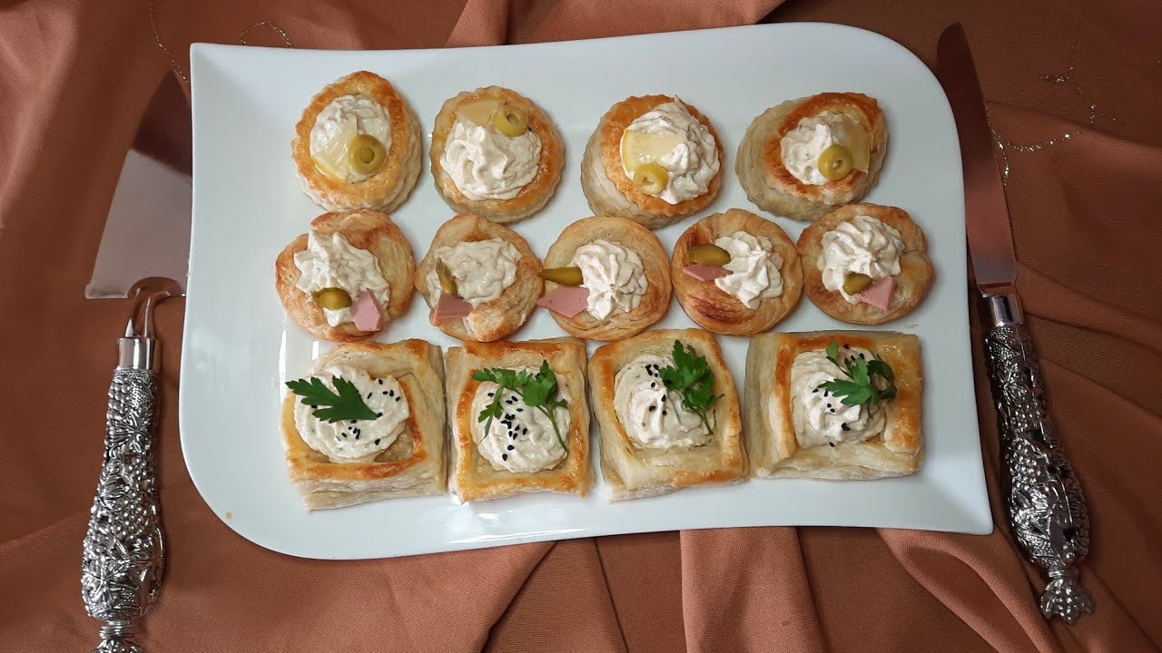 مملحات بالعجين المورق بحشوة باردة من اسهل ما يكون(رمضان 2021)