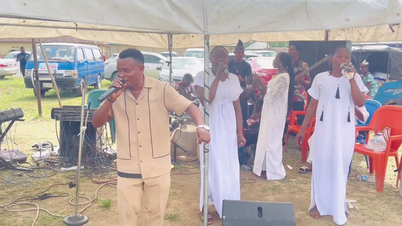 Evang Sunny Mazoje on stage