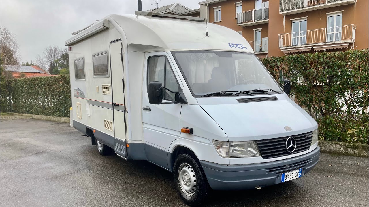 ARCA 3.8 MERCEDES-BENZ: camper più unico che raro