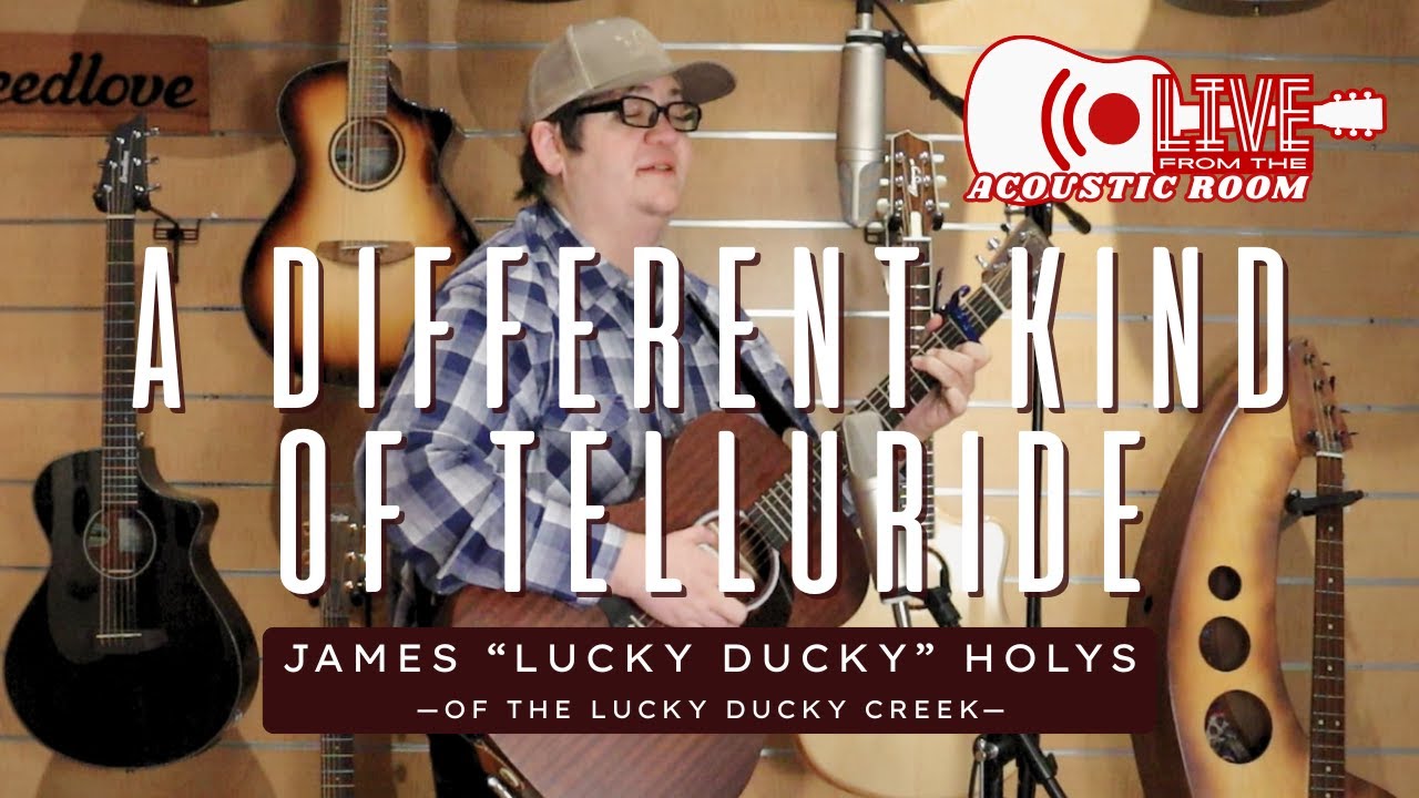 В прямом эфире из акустического зала: Джеймс Холис из группы Lucky Ducky Creek Band. Другой вид Т...
