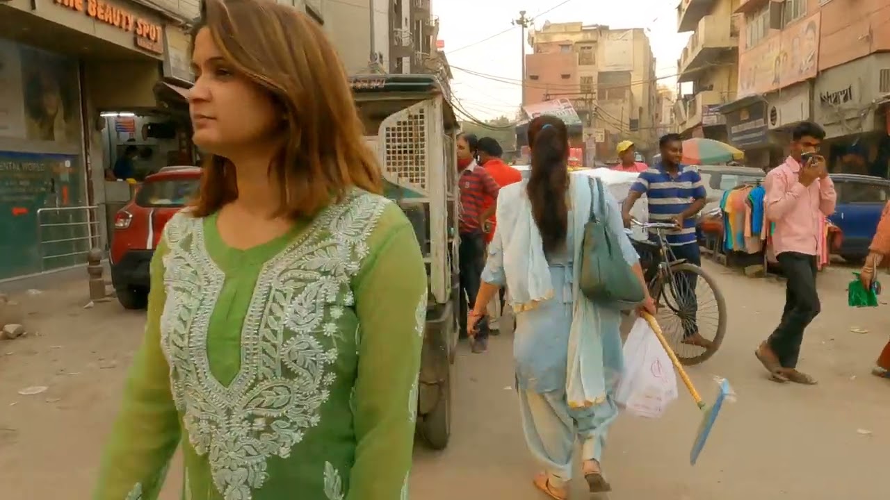 Walking In New Delhi India | Multani Dhanda | Sri Govind Ram Verma Marg | Paharganj | Walking Tours
