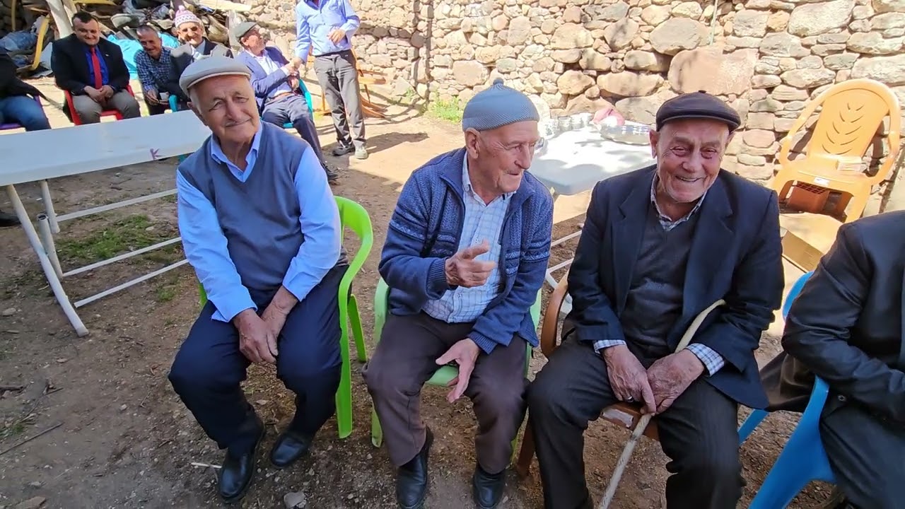 DEMİRCİ'nin SAĞNIÇ KÖYÜNDE İHSAN KORKMAZ İLE SOHBET 14-04-2024