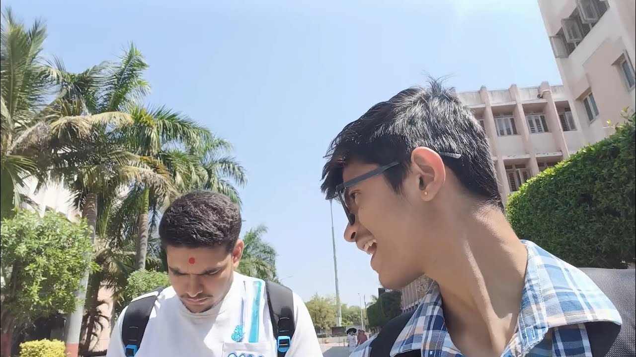 Aaj puri batch k samne presentation dedi 😮‍💨