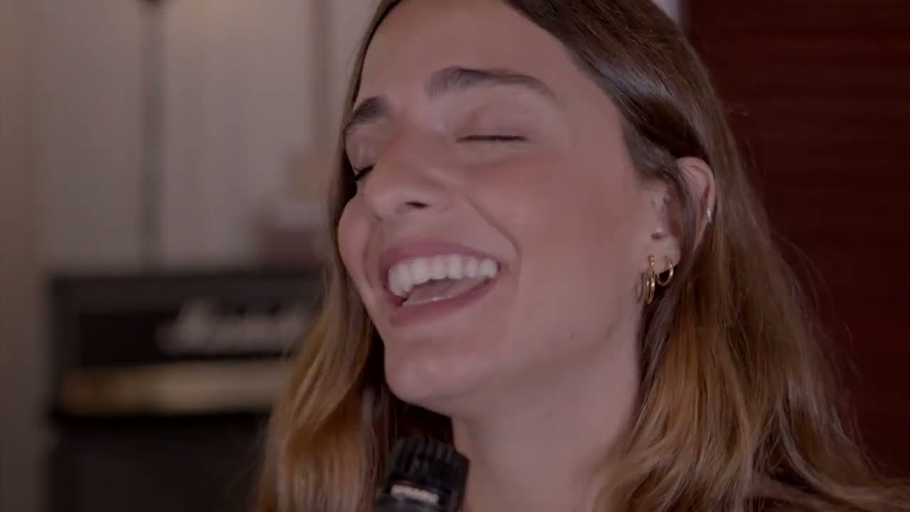 Quem Sabe - Trigêmeas Caram (Videoclipe Oficial)