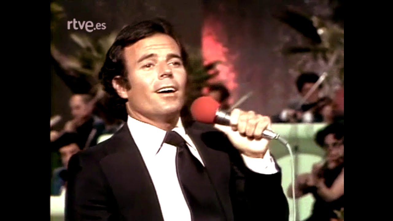 JULIO IGLESIAS en Musical Mallorca '78 - SOY UN TRUHAN... + SI ME DEJAS...
