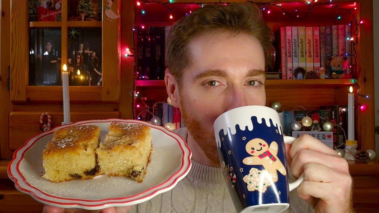 [ASMR] Bizcocho de Manzana, Chocolate Caliente & Saludos 😊 | Susurros. Cozy Eating Sounds