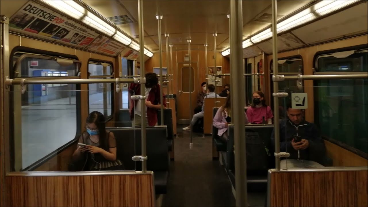 U-Bahn München - A-Wagen 117 auf der U6