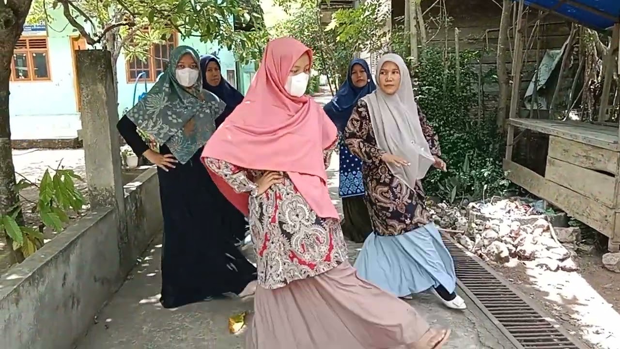 Tarian pasang jabet..