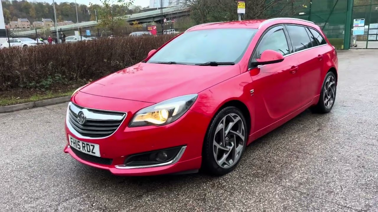 2015 Vauxhall Insignia 2.0 CDTi SRi NAV EcoFlex VX Line Estate Red - FULL SERVICE HISTORY + SAT NAV
