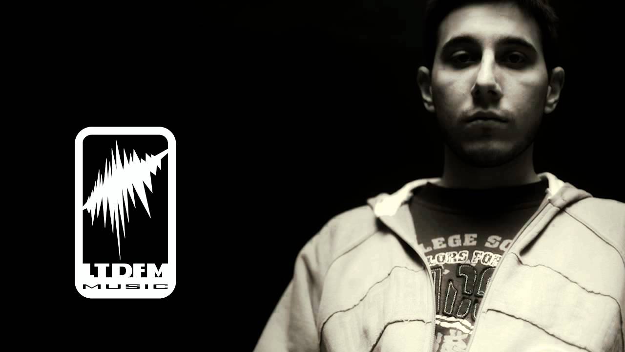 Code a.k.a. Lekr (Biro) - Blessa