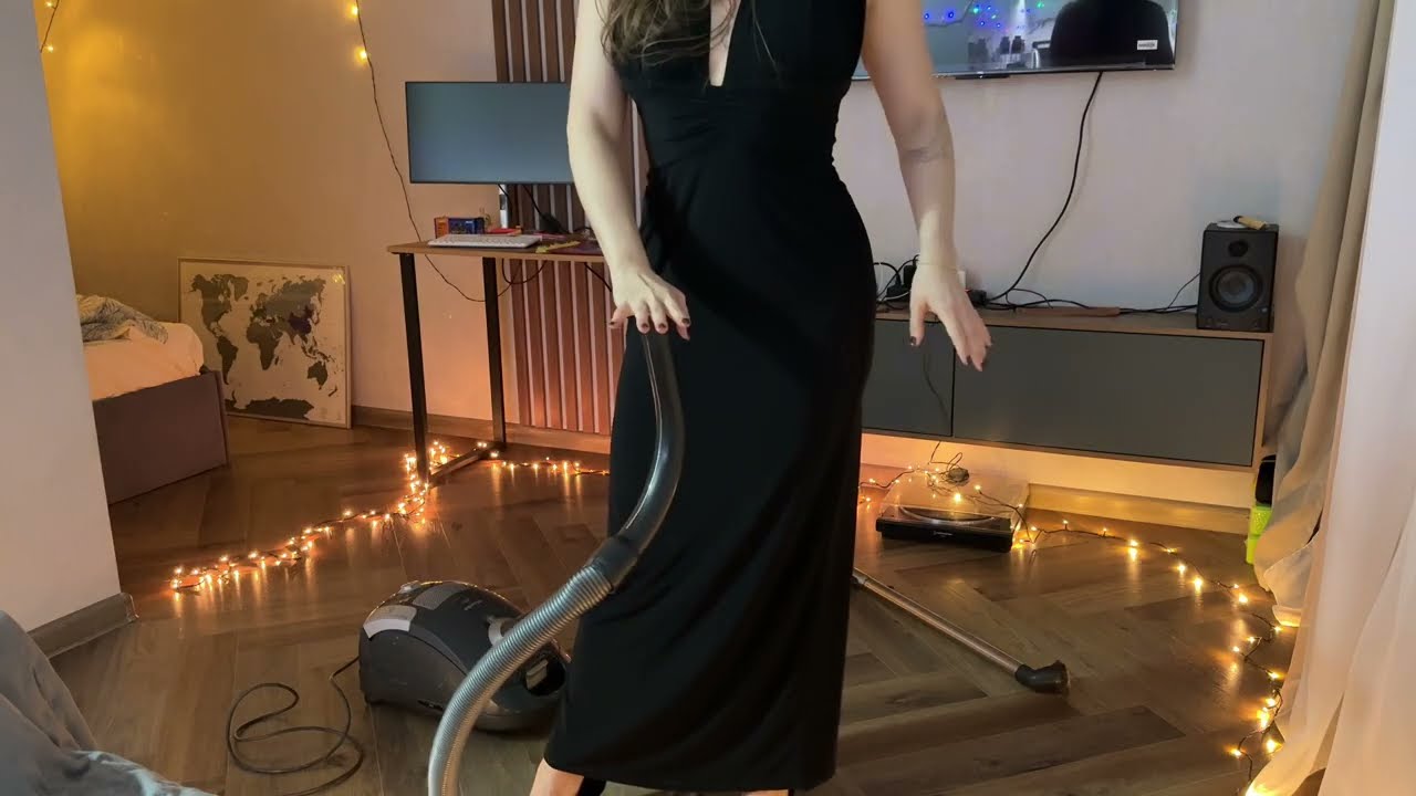 Christmas vacuuming video. Relax and celebrate with me 🥰
