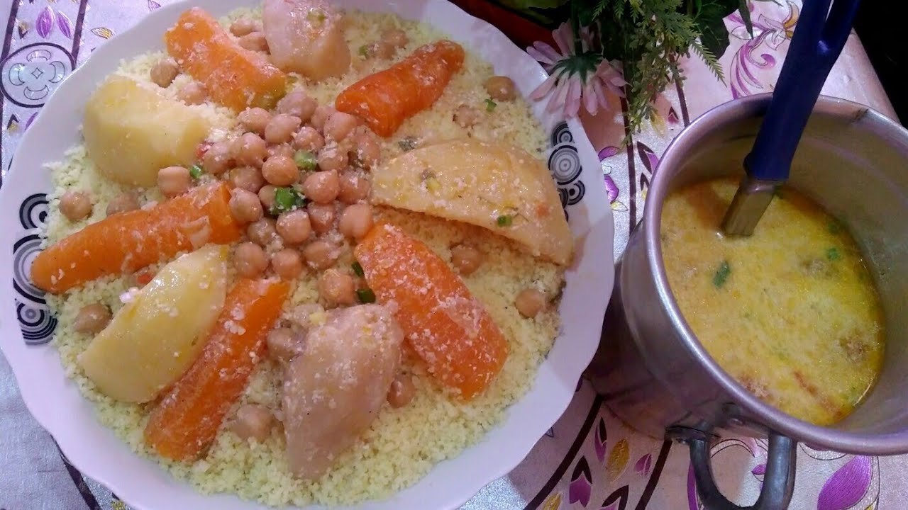 كسكس او طعام بالخضار والحليب مداق ولا اروع بدون لحم ولا دجاج