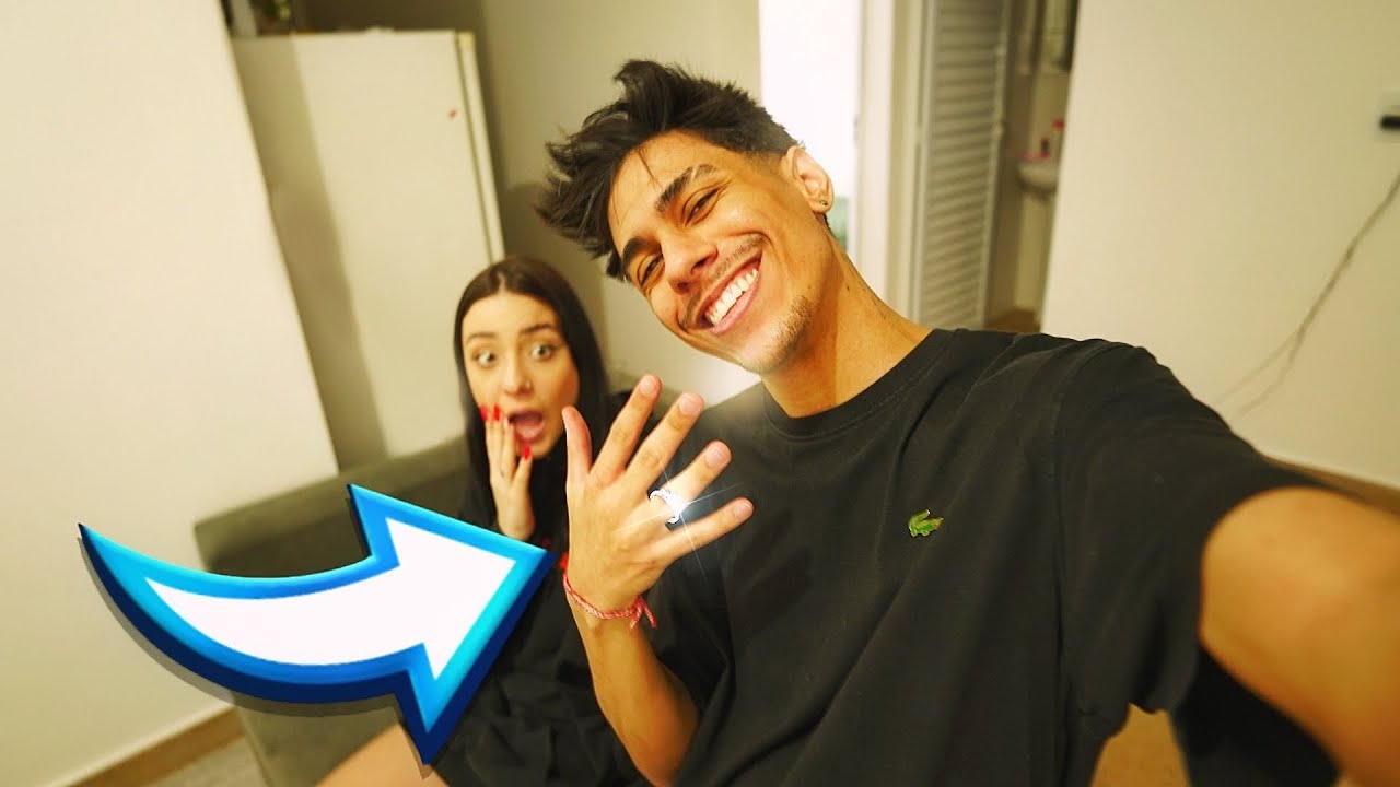 REVELEI QUE ESTOU NAMORANDO PRA MINHA AMIGA... &lsaquo; Ine &rsaquo;