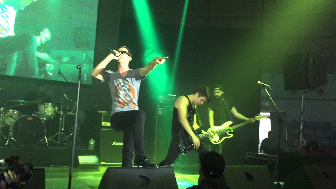 In Fate's Hands - The Red Jumpsuit Apparatus Live in Manila @ Skydome [HD]