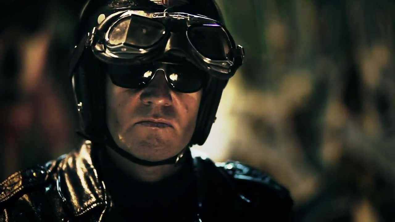 Astra Heights - The Push feat. Daniel Ash - (720p)