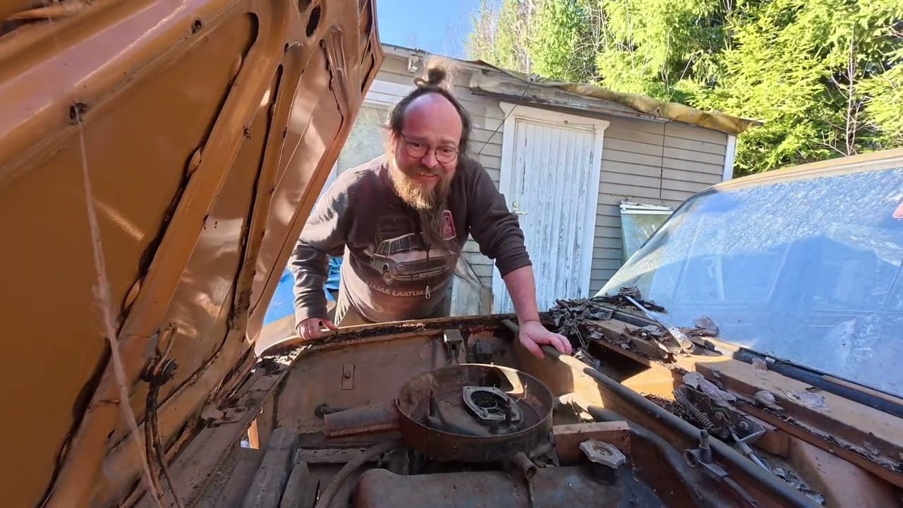 Lada-jussi kävi katsoo  uusii ladoja