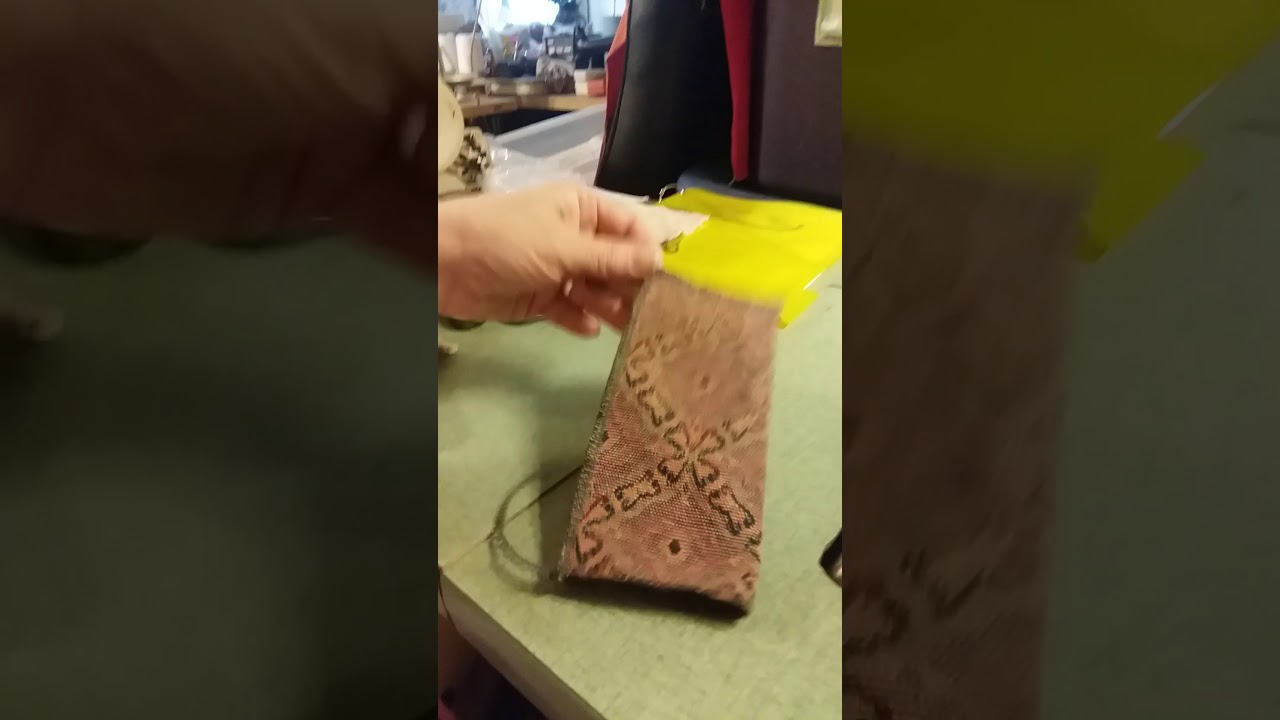 Industrial 3 thread Rimoldi 527 serger sew an eyeglass case https://tumorfarmer.blogspot.com/